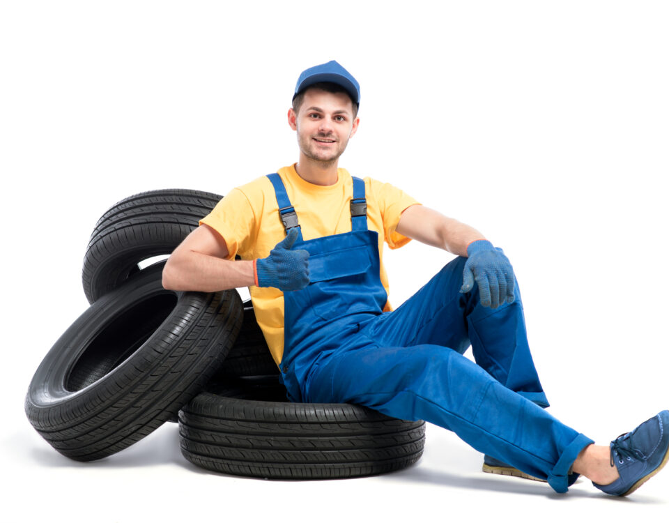 The best Tyre Valve Replacement and Tyre change service in Oldham that reaches you in 30 minutes