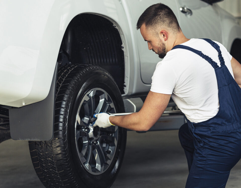 Tyre Change and replacement service in Oldham